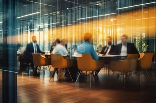 7 Tips to Navigate Boardroom Dynamics